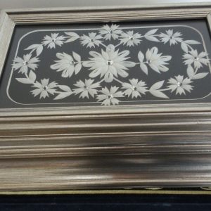 İpek Kozalı Sandık